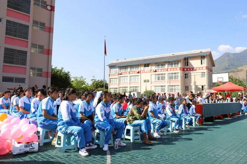 送溫暖，助成長——中共怒江州文化和旅游局黨支部赴特殊教育學校開展助殘日活動